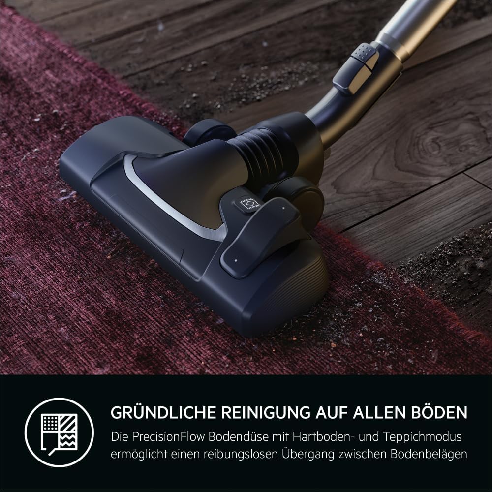 AEG CLEAN 6000 AB61C2DB Staubsauger mit Beutel / hohe Saugleistung / inkl. Polsterdüse / 50 % Recyclingkunststoff / ideal für Haustierbesitzer / Reinigen von Polstern / 12 m Kabel / 750 W / Blau