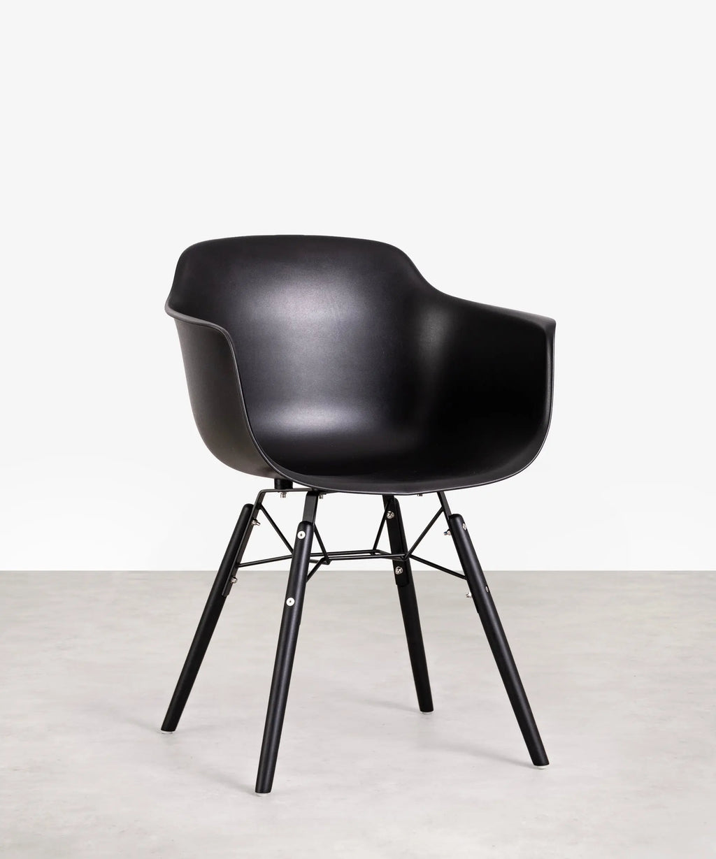 Silla de Polipropileno y Madera Elon Arms