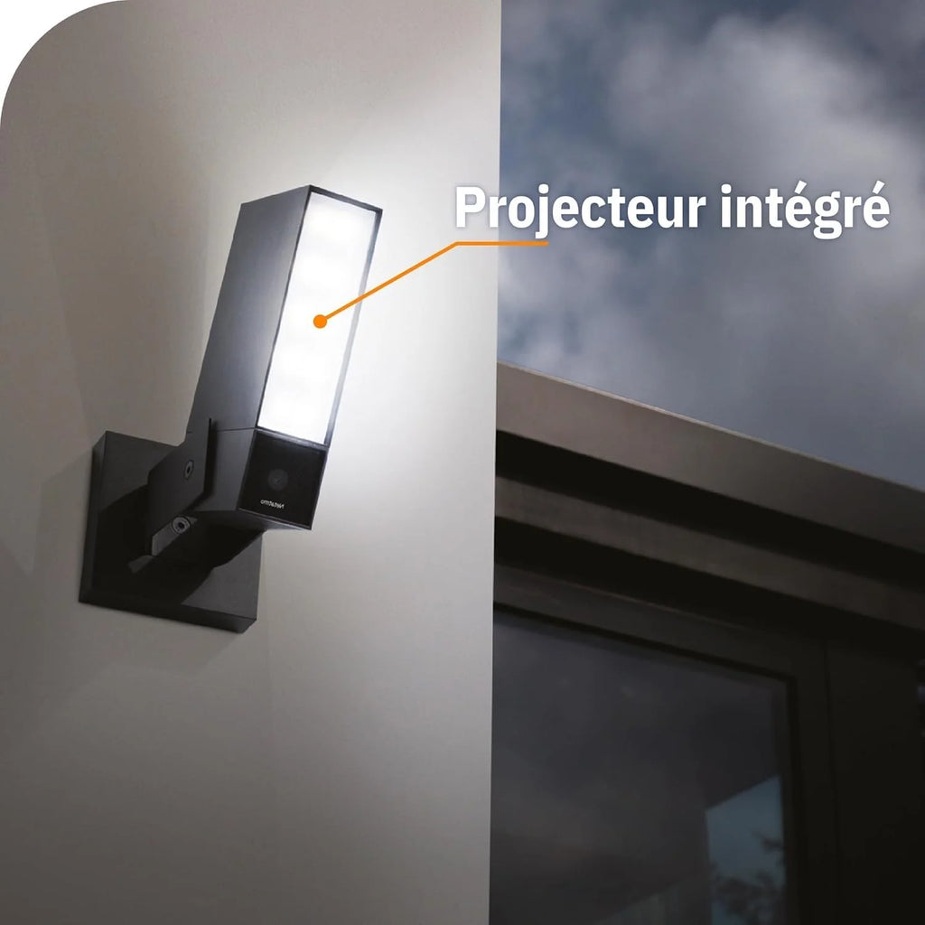 Netatmo Caméra de Surveillance Extérieure Connectée Intelligente avec Éclairage Intégré 12W, Détection des Personnes/Animaux/Véhicules, Vidéo HD 1080p 4MP, Vision Nocturne IR, Stockage Local, NOC-AMZ