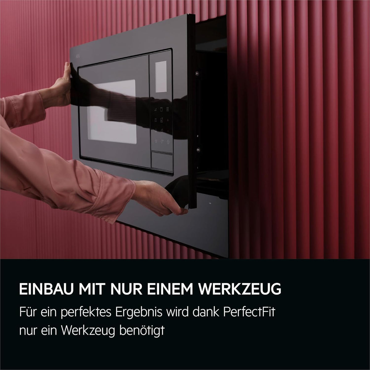 AEG Einbau-Mikrowelle Serie 6000 mit Steam Set - 60 cm - 17 L Garraum - Touch-Bedienung - Display mit Uhr - Auftau-Funktion - Drehteller Ø 272 mm - Schwarz - TB6SM171DB