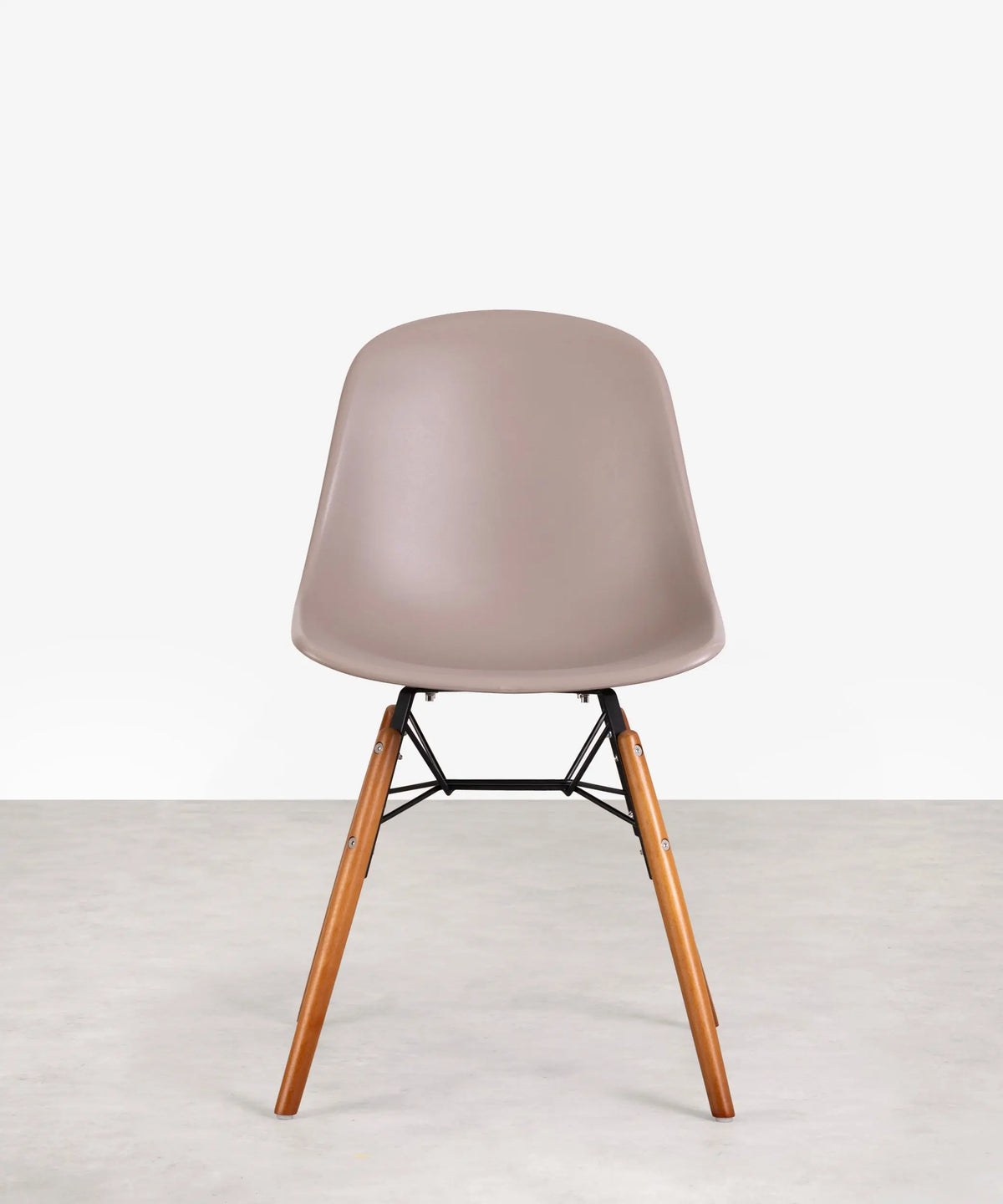 Silla de Polipropileno y Madera Elon