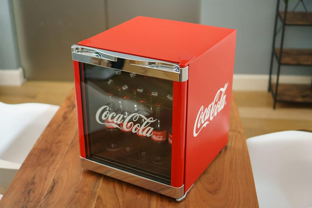 °CUBES Flaschenkühlschrank Coca-Cola Classic/ 51 cm Höhe / 98 kWh/Jahr / 48 L Kühlteil