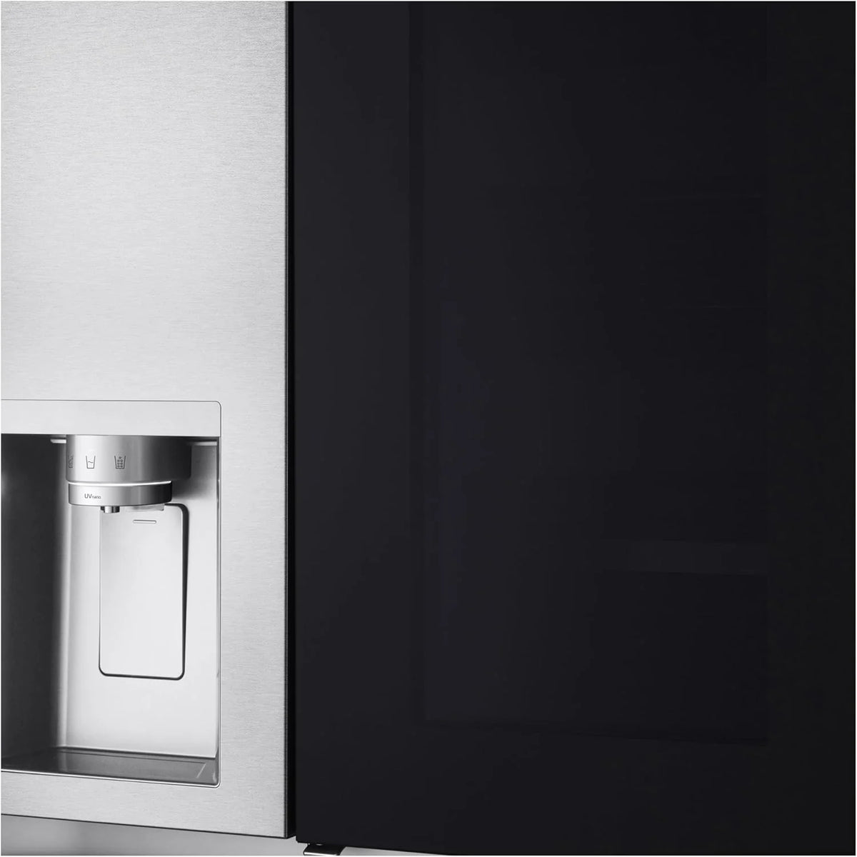 LG GSGV81PYLL Side by Side Kühlschrank, Klasse E, 635 L, Instaview, Kühlschrank mit Gefrierfach, Eis-, Crushed Ice- Wasserspender, Total NoFrost, Smart Inverter Kompressor, Wi-Fi