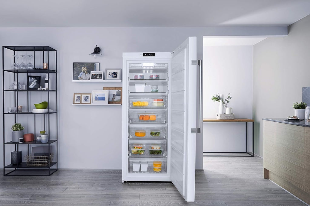 Bauknecht GKN 272 A3+ Gefrierschrank / 309 L Gesamtnutzinhalt / NoFrost / EasyOpen Ventil / Innenbeleuchtung / Elektronische Steuerung mit innenliegendem Bedienfeld, Weiß