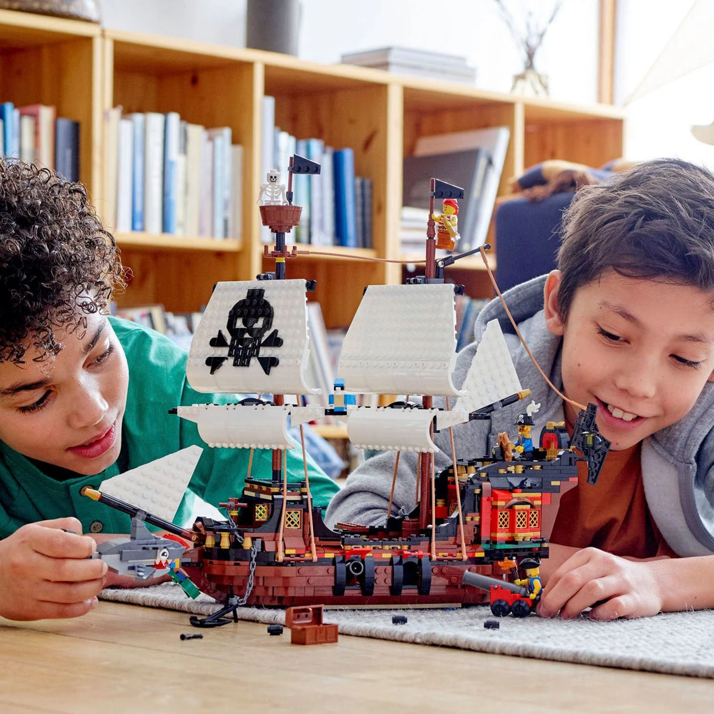 LEGO – Creator 3en1 Barco Pirata 31109